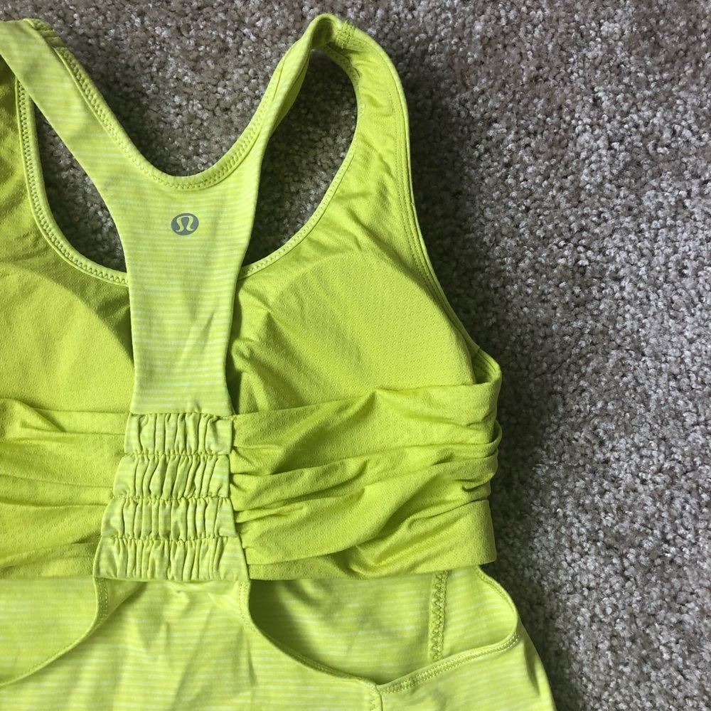 yellow lulu tank 💛
